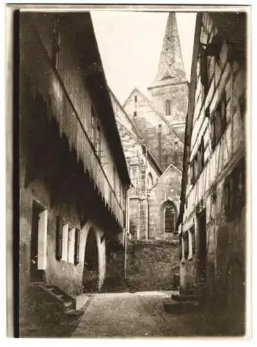 Fotografie W. Apel, Berlin, Ansicht Eschenbach / Mittelfranken, Strasse neben der Kirche