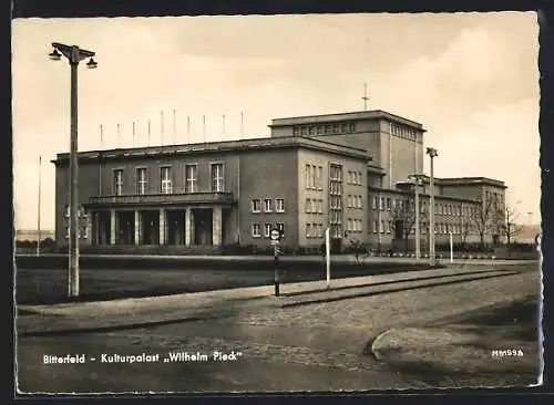 AK Bitterfeld, Der Kulturpalast Wilhelm Pieck