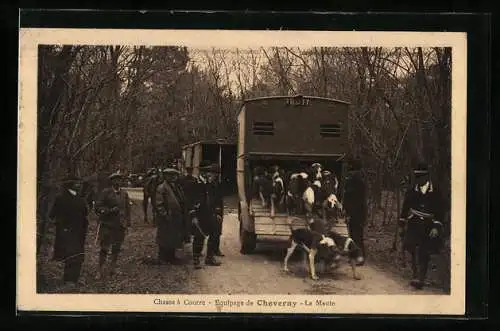 AK Cheverny, Chasse à Courre, La Meute, Jagdhunde im Wagen