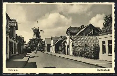 AK Varel i. O., Mühlenstrasse mit Windmühle