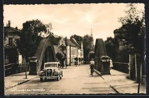 AK Bad Lausick i. Sa., Badstrasse mit Brücke