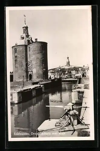 AK Enkhuizen, Drommedaris met sluis