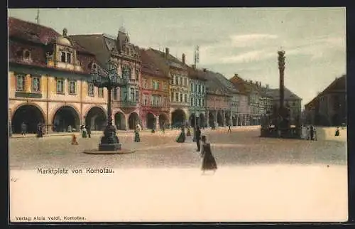 AK Komotau / Chomutov, Marktplatz mit Denkmal