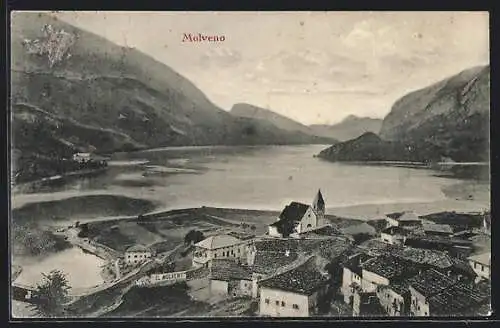 AK Molveno, Teilansicht mit Wasser und Bergen