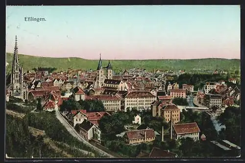 Goldfenster-AK Esslingen / Neckar, Teilansicht mit Kirche und Strassenpartie