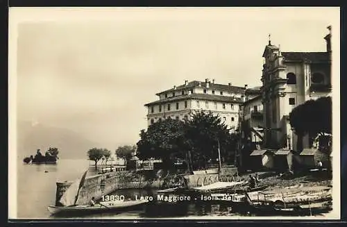 AK Isola Bella /Lago Maggiore, Ortspartie mit Hafenmauer