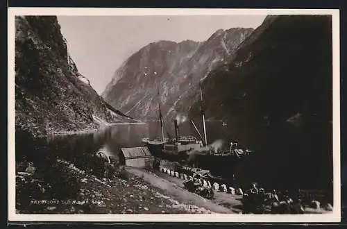 AK Naerfjord, Tal mit See und Schiffsanlegestelle