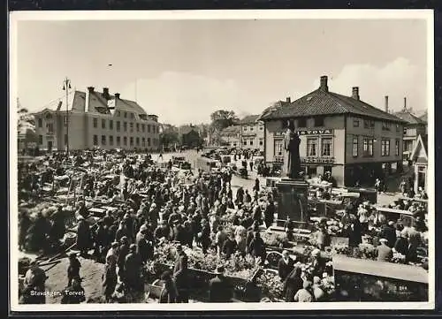 AK Stavanger, Torvet, auf dem Markt