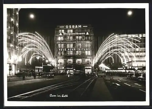 AK Essen, moderne Architektur, Osram Hochhaus, Stadtbeleuchtung bei Nacht