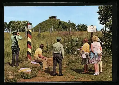 AK Hochrhön, Grenzübersichtspunkt, Parkplatz Schwarzes Moor, Blick zum Erdbunker DDR