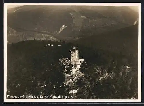 AK Kalmit /Pfalz, Fliegeraufnahme von der Burg