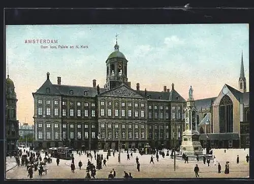 AK Amsterdam, Strassenbahn am Palais und Kirche