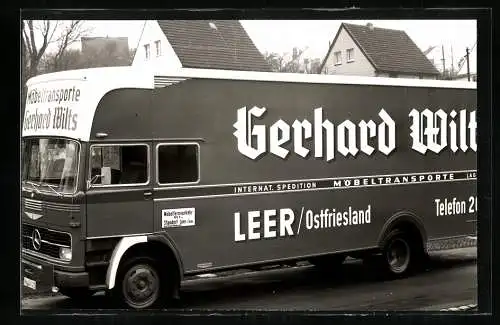 Fotografie Ackermann-Fahrzeugbau Wuppertal, Lastwagen Aufbauten, LKW Mercedes Benz Koffer, Fa. Spedition Wilts in Leer