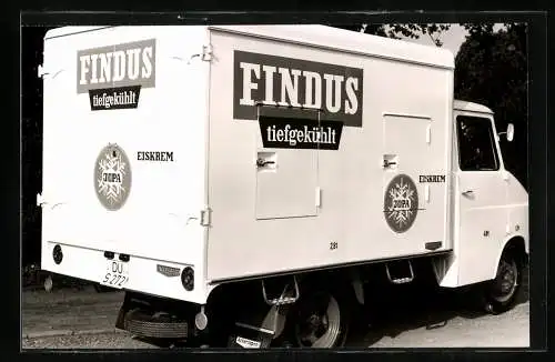 Fotografie Ackermann-Fahrzeugbau Wuppertal, Lastwagen Aufbauten, LKW mit Kühlaufbau Fa. Findus tiefgekühlt