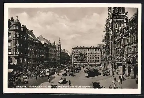 AK München, Marienplatz mit Rathaus und Strassenbahn