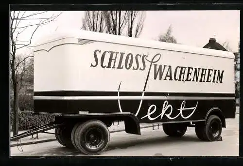 Fotografie Ackermann-Fahrzeugbau Wuppertal, Lastwagen Aufbauten, LKW - Anhänger Fa. Sektkellerei Schloss Wachenheim