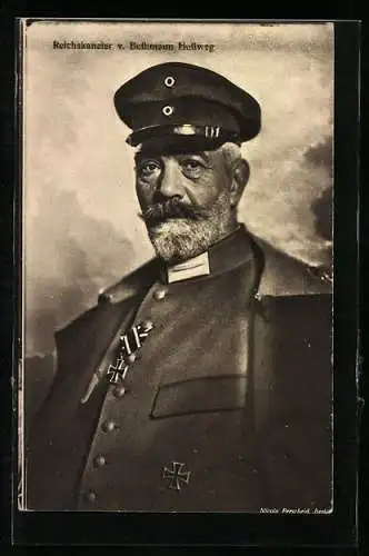 AK Reichskanzler von Bethmann Hollweg, Halbportrait in Uniform