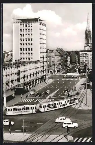 AK Köln a. Rh., Strassenbahn auf dem Barbarossaplatz