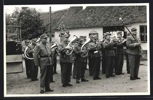 Foto-AK Haugsdorf, 40 Jahre Öst. Kam. Bund-O.V. 1960, Blaskapelle