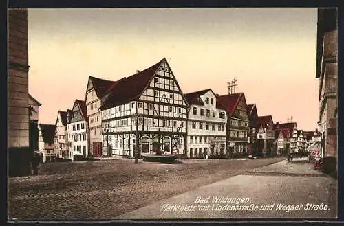 AK Bad Wildungen, Löwenapotheke am Marktplatz mit Lindenstrasse und Wegaer Strasse