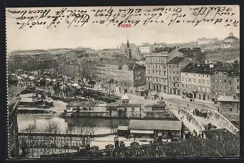 AK Fiume, Ortsansicht mit Flusshafen und -brücke