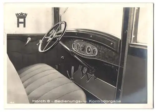 8 Fotografien Ansicht Zwickau, Horch Auto Werk, Luxus Cabriolet Detail's Cockpit, Fahrgestell mit Motor & Rahmen u.a.
