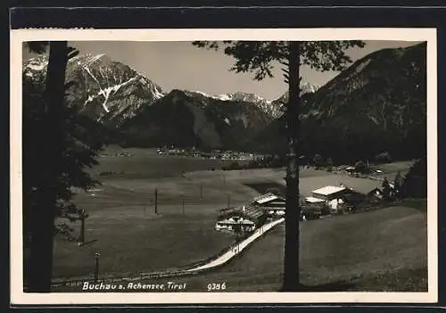 AK Buchau a. Achensee, Ortsansicht gegen die Berge