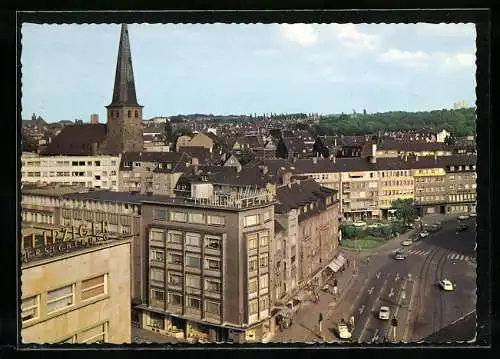 AK Mülheim /Ruhr, Strassenpartie mit Kirchturm