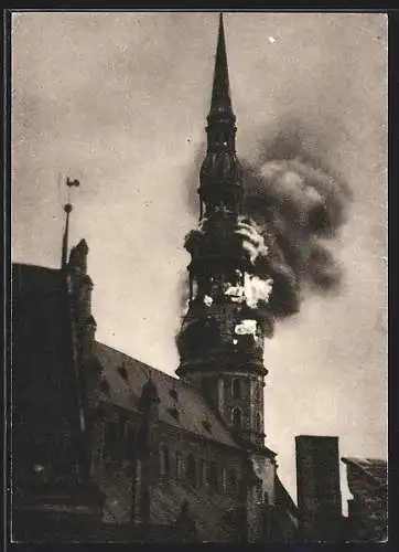 AK Riga, Von Bolschewiken angezündete historische St. Petrikirche