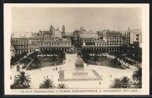 AK Montevideo, Plaza Independencia y monumento Artigas