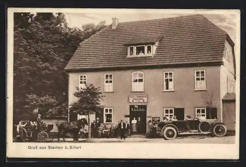 AK Stedten /Erfurt, Gasthof Stedten b. Erfurt mit Auto und Kutsche