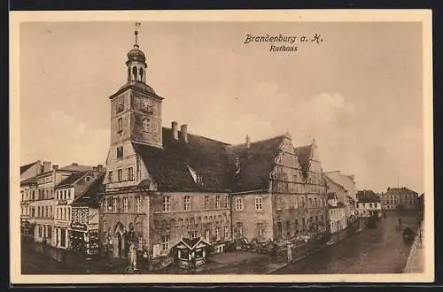 AK Brandenburg a. H., Blick auf das Rathaus