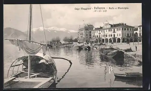 AK Verbania-Pallanza, Porto e Municipio, Boote