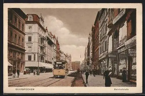 AK Saarbrücken, Bahnhofstrasse mit Strassenbahn