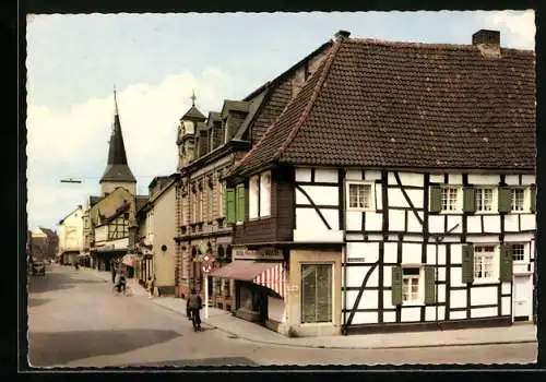 AK Lünen i. W., Langestrasse mit Kirchturm