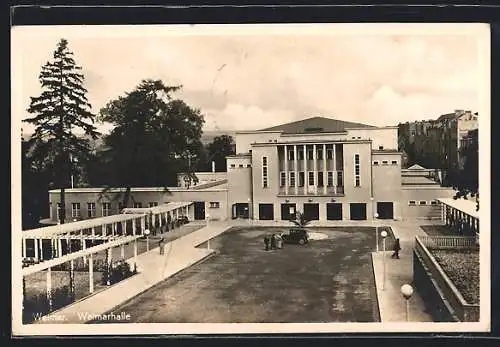 AK Weimar / Thüringen, Weimarhalle, Hof