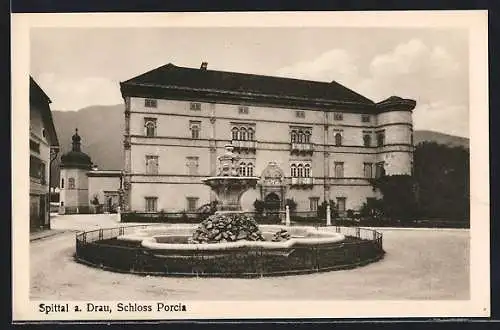 AK Spittal a. Drau, Schloss Porcia mit Brunnen