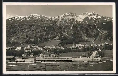 AK Pontresina /Engadin, Blick auf den Bahnhof