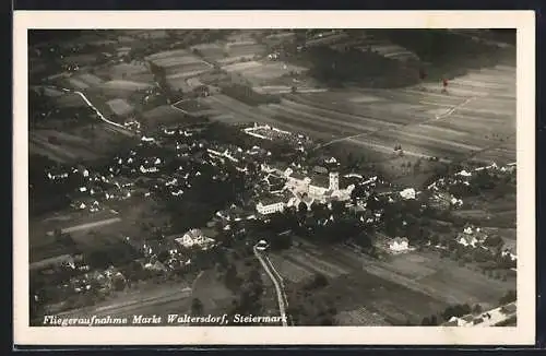 AK Bad Waltersdorf /Steiermark, Gesamtansicht mit Umgebung vom Flugzeug aus