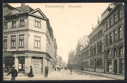 AK Braunschweig, Münzstrasse mit Fahrrad-Handlung A. E. Gentzsch