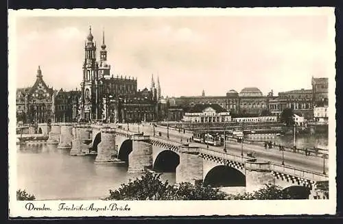 AK Dresden, Kirche und Friedrich-August-Brücke mit Strassenbahn