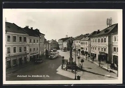 AK Rohrbach /Mühlkreis, Hauptplatz mit Geschäften und Mariensäule