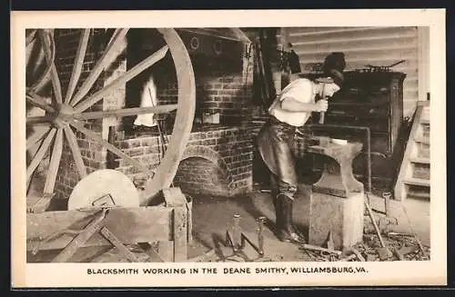 AK Williamsburg, VA, Blacksmith working in the Deane Smithy