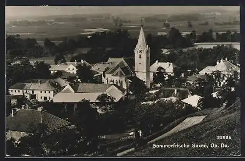 AK Saxen /Ob. Do., Ortsansicht mit Kirche aus der Vogelschau