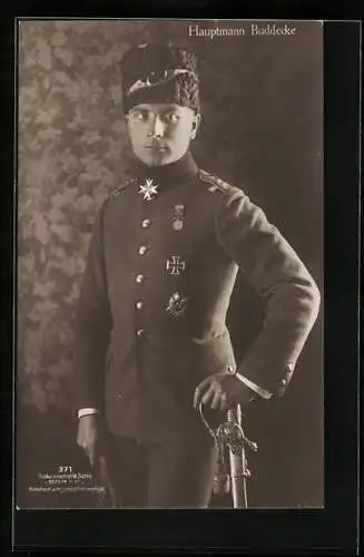 Foto-AK Sanke Nr. 371, Portrait Hauptmann Buddecke in Uniform mit Pour le Merite und Eisernem Kreuz, Türkei