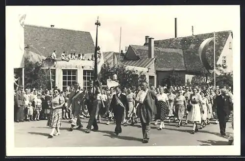 Foto-AK Aalen, Schützenfest, Festzug und Schaulustige