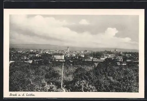 AK Bruck a. d. Leitha, Ortsansicht aus der Vogelschau