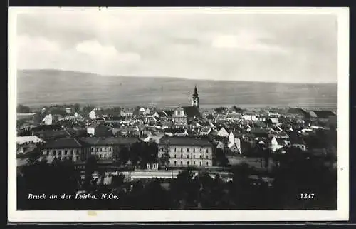 AK Bruck an der Leitha, Ortsansicht mit Kirche