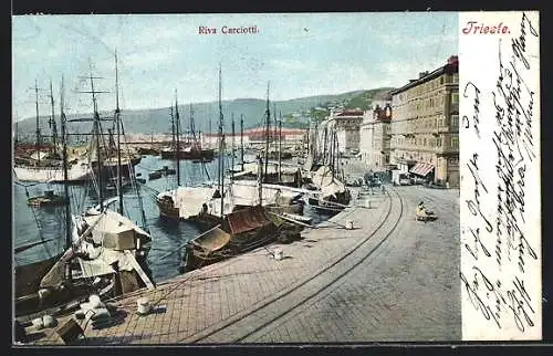 AK Trieste, Riva Carciotti, Teilansicht vom Hafen