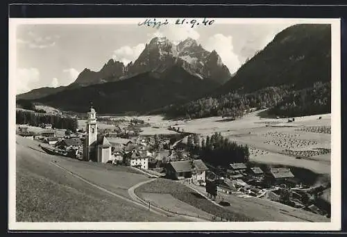 AK Sesto /Dolomiti, Panorama con la chiesa